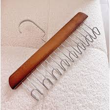 Wooden hanger